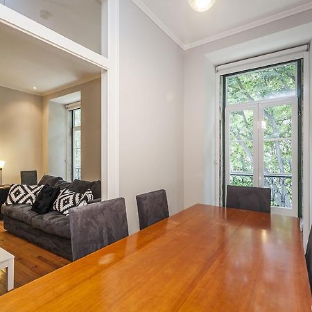 Praca Das Flores Apartment Lisboa Ngoại thất bức ảnh