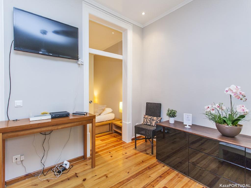 Praca Das Flores Apartment Lisboa Ngoại thất bức ảnh