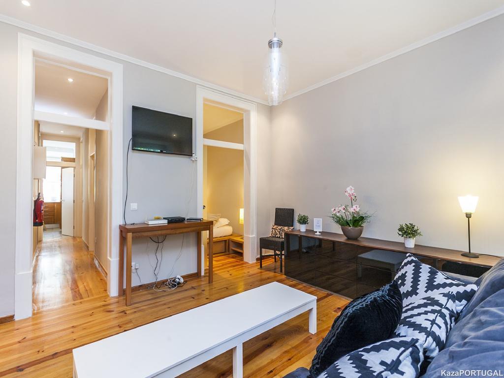 Praca Das Flores Apartment Lisboa Ngoại thất bức ảnh